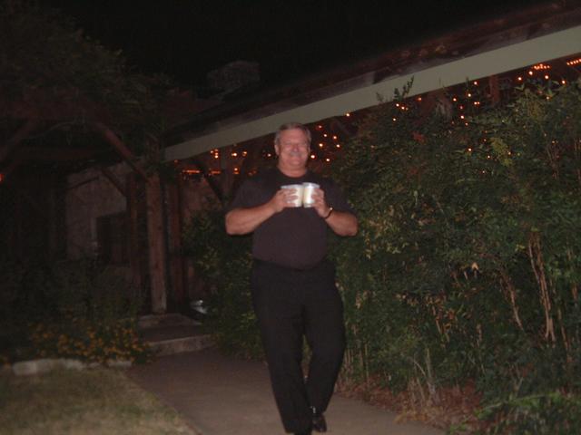 2003/10(Oct)/03(Urbik-Wedding)/640x480_2003-10-05 22-42-41.JPG